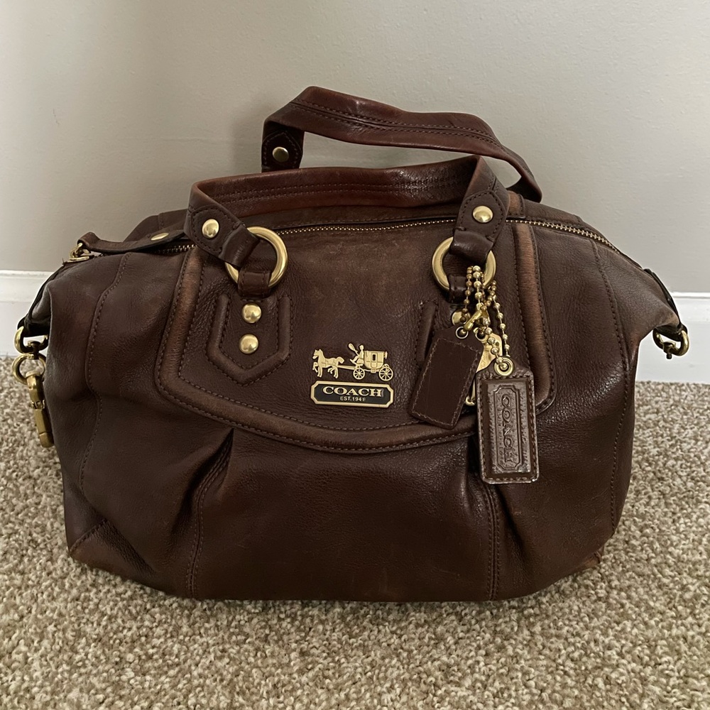Coach brown leather shoulder bag